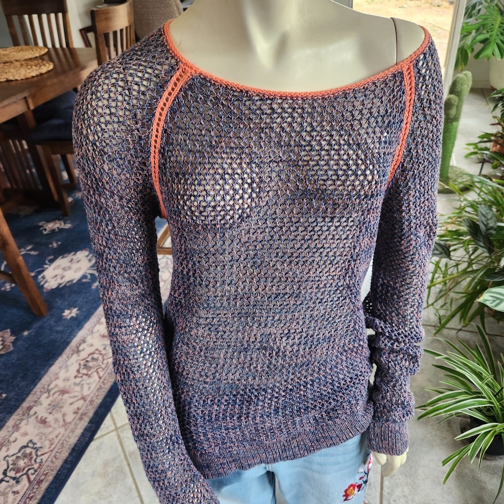American Eagle Open Knit Sweater Over Long Sleeve Purple With Neon‎ As Seen TV M